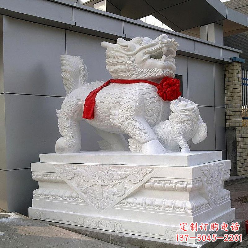 广西超精美的中国麒麟石雕