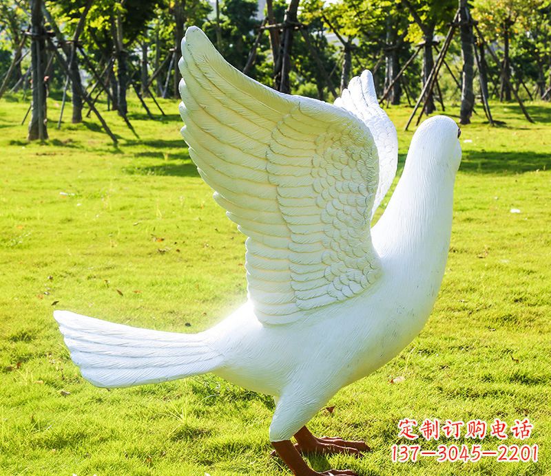 广西青岛城市雕塑 少女与和平鸽