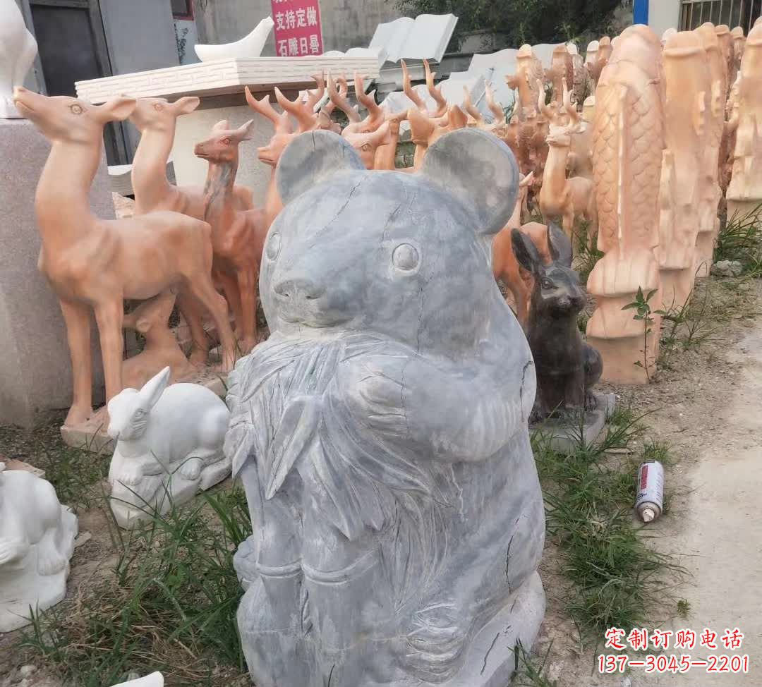 广西青石动物熊猫雕塑