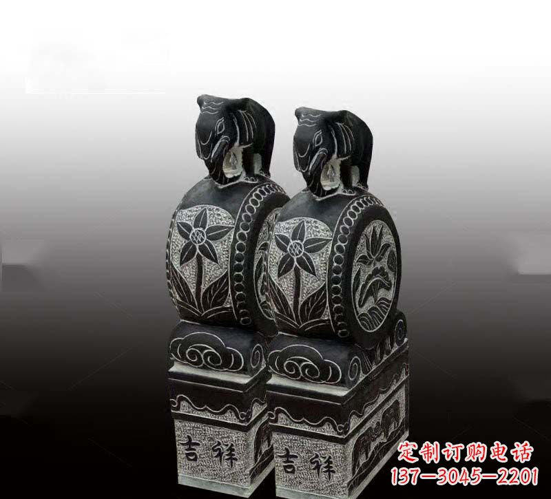 广西青石仿古大象门墩