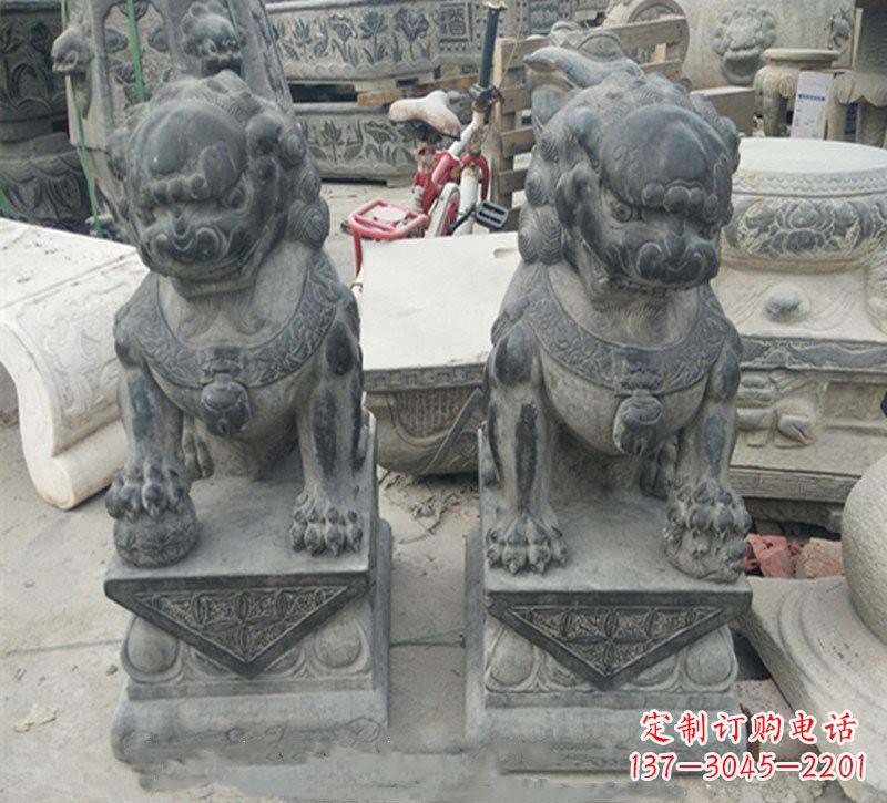 广西传承传统,精致青石狮子雕塑