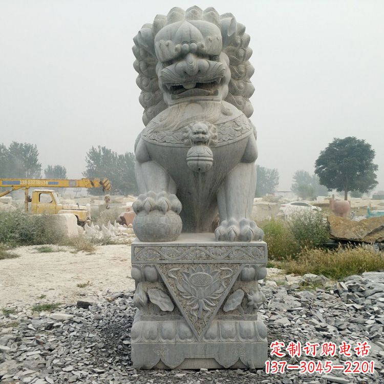 广西完美雕刻,精美青石狮子雕塑
