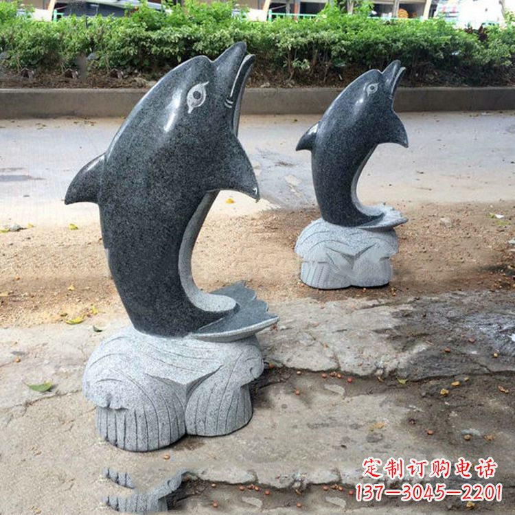 广西青石海豚雕塑--精致好看与象征意义一起令人惊叹