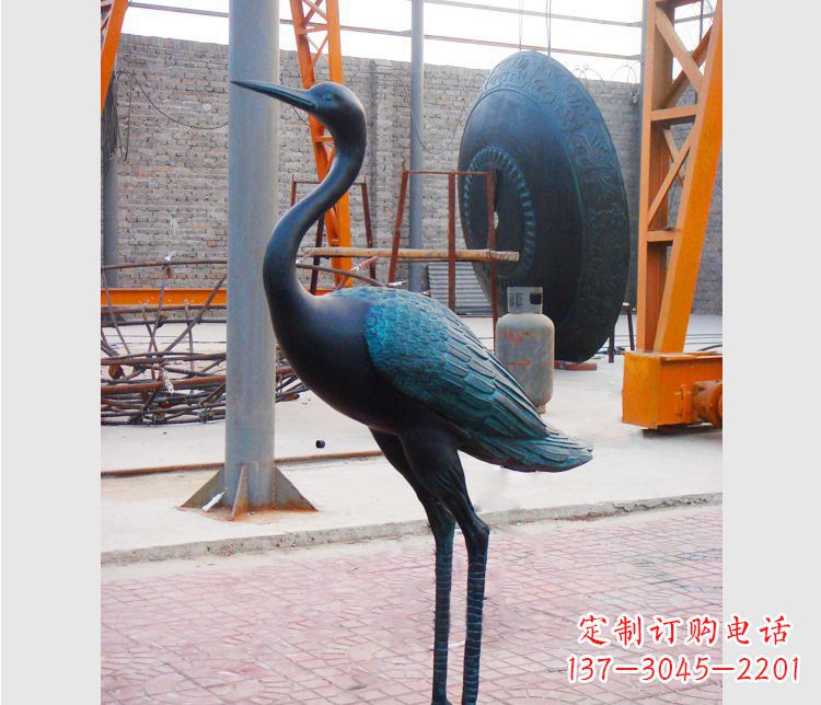 广西青铜动物仙鹤雕塑