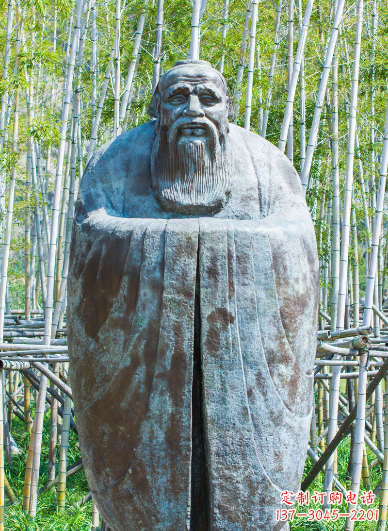 广西青铜孔子锻铜人物雕塑