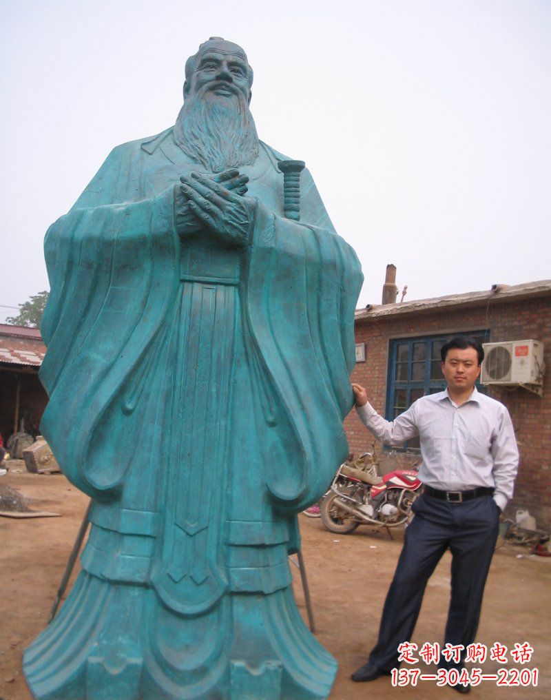 广西来自中国历史的经典孔子雕塑