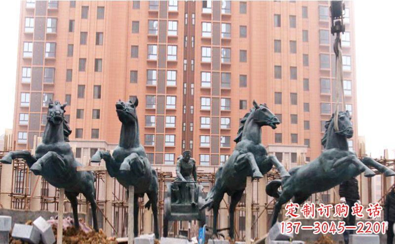 广西精美青铜马拉车广场雕塑
