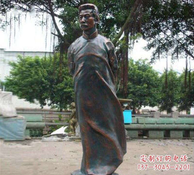广西青铜雕塑,精致鲁迅雕像