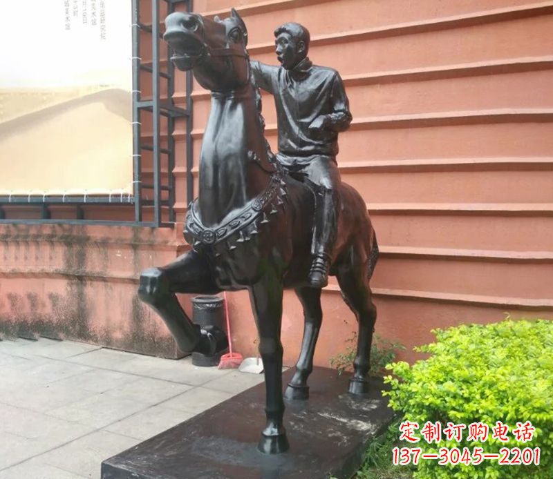 广西人公园骑马铜雕
