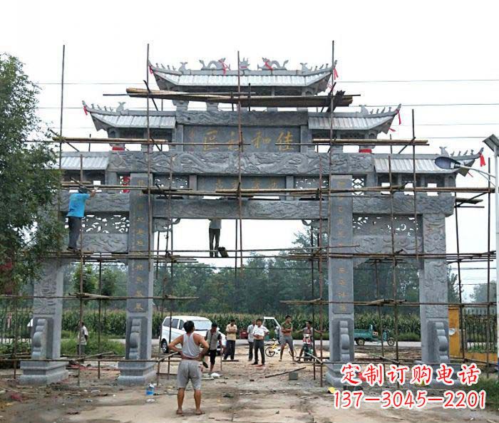 广西三门牌坊石雕-传统工艺制作出行业领先的雕塑