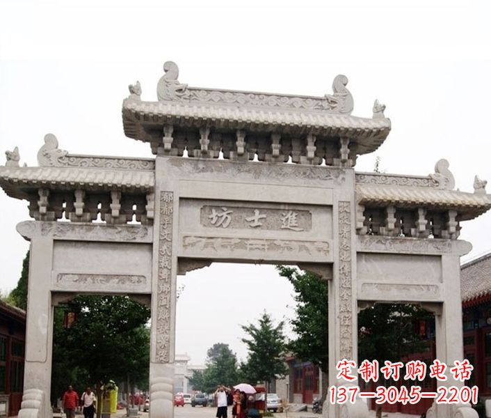 广西艺术匠心打造的石雕牌坊