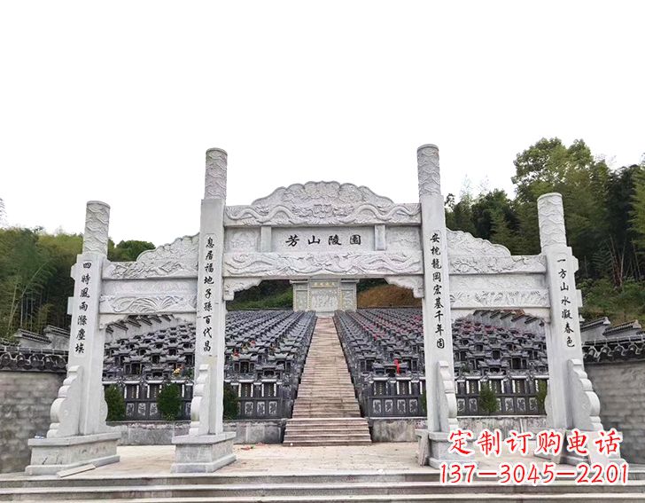 广西精致雕刻的三门石牌坊雕塑