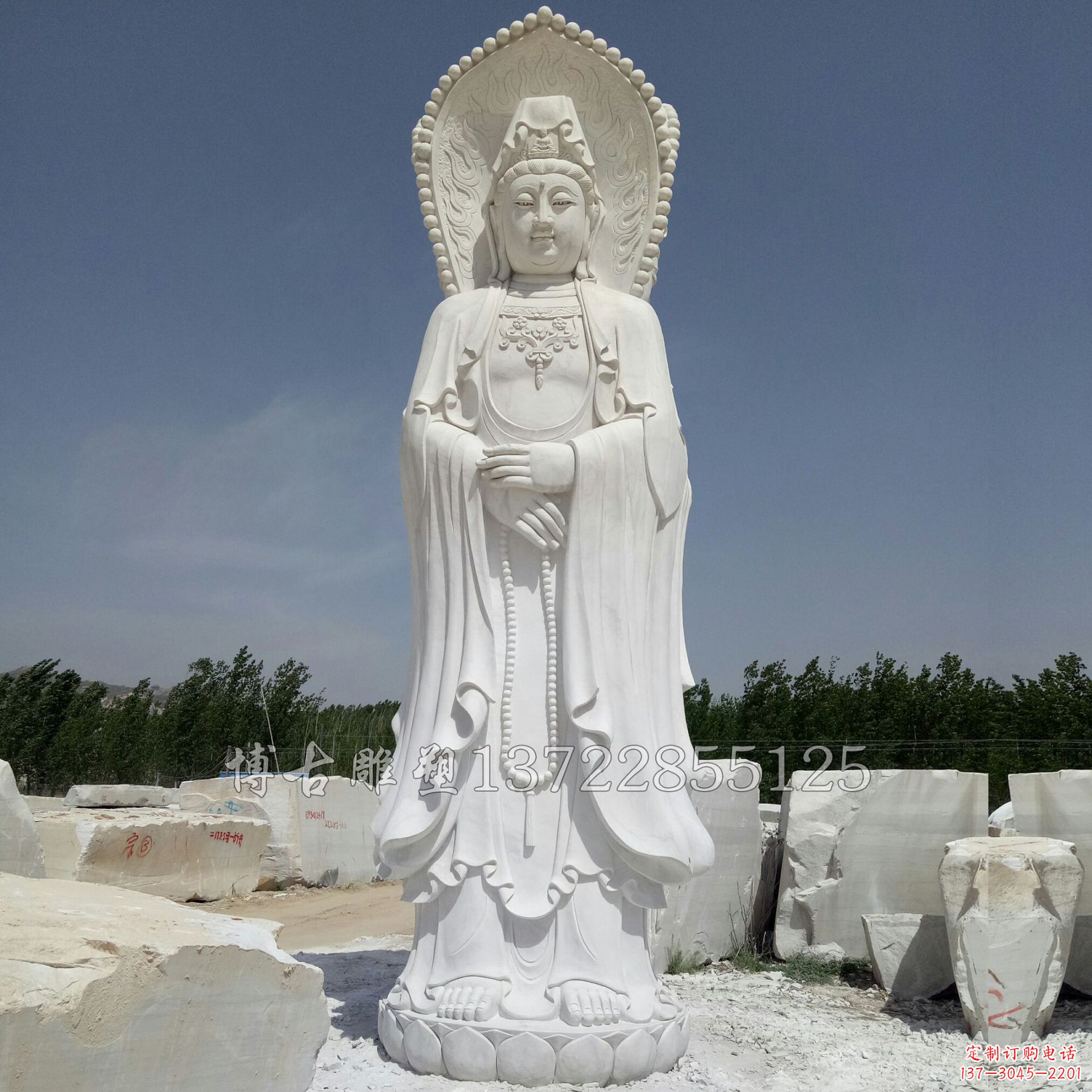 广西观赏性质的三面观音石雕塑