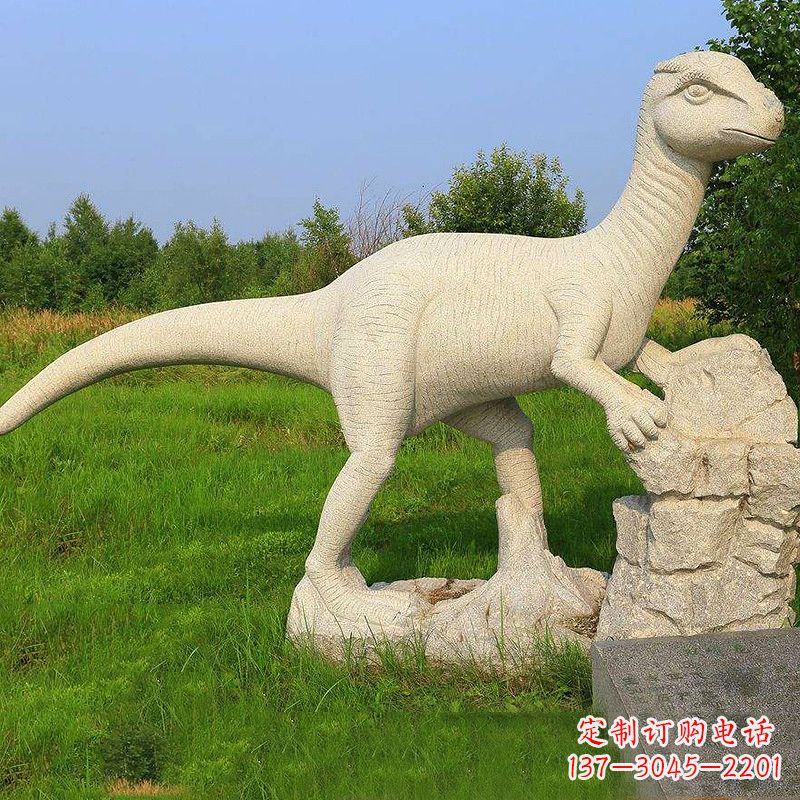 广西雕刻恐龙的砂岩艺术
