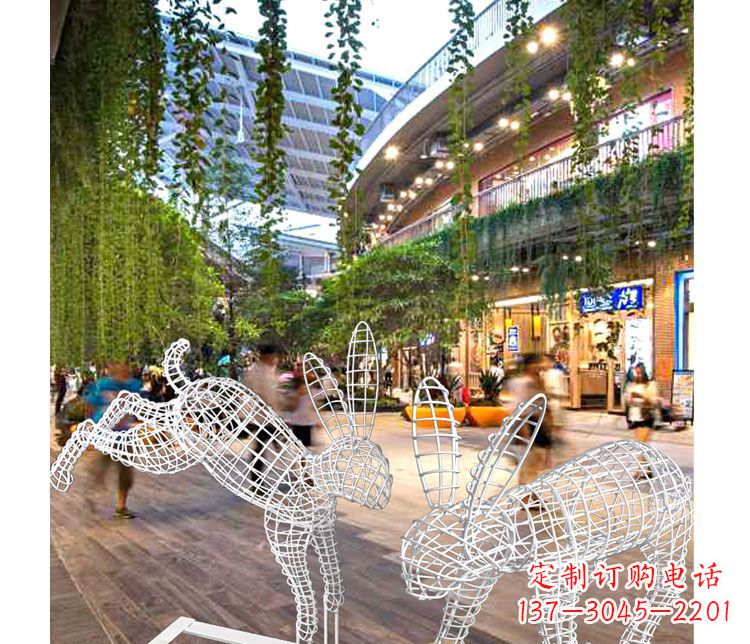 广西商场休闲镂空兔子不锈钢雕塑