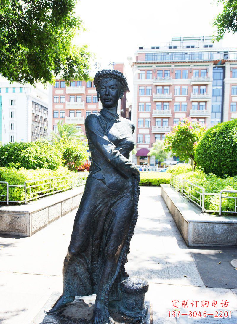 广西少数民族女人青铜人物铜雕