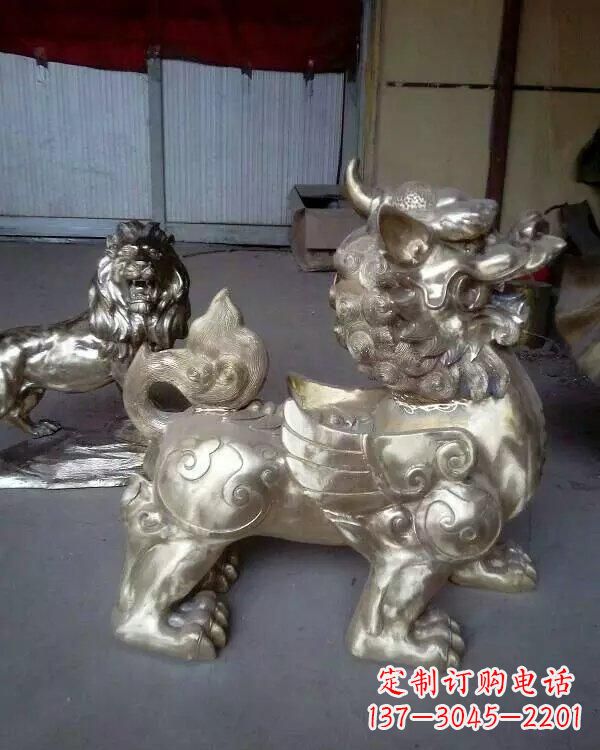 广西中领雕塑:貔貅铜雕精致雕塑