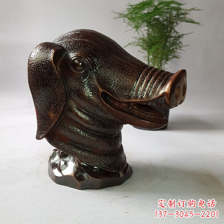广西精美完美的生肖猪铜兽首