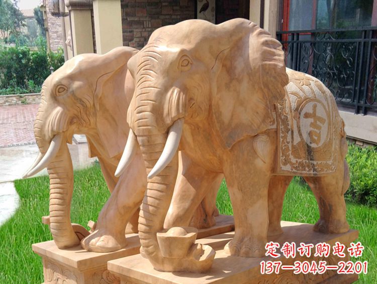 广西石雕大象风水的精美雕塑