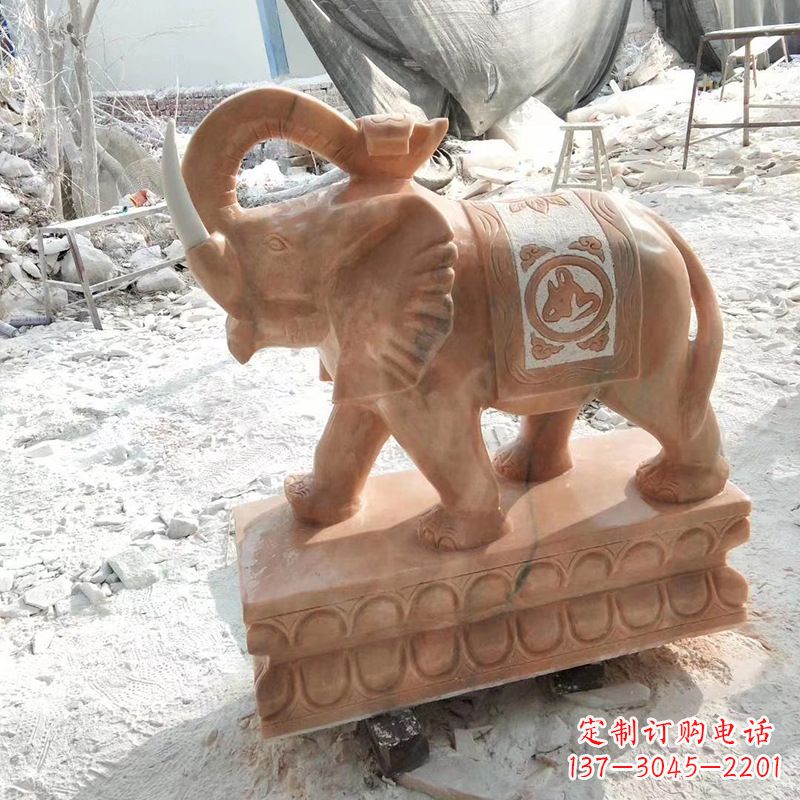 广西千百年大象雕塑,唤来招财、吉祥、安康