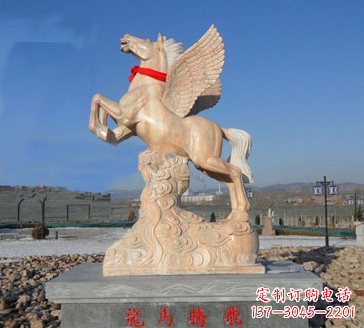 广西让马雕塑赋予家居以灿烂热情——中领雕塑定制马雕塑
