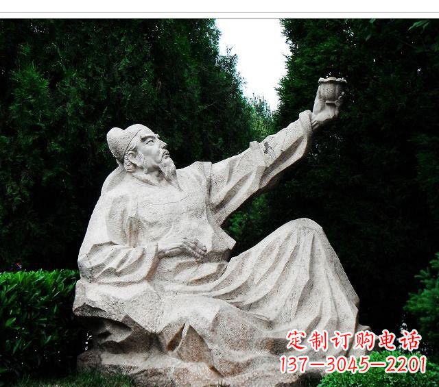 广西百花齐放的李白雕塑