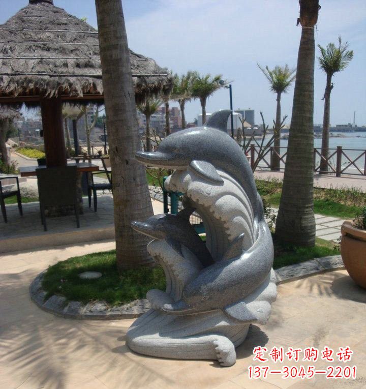 广西海豚雕塑,让海洋之声带给你温暖