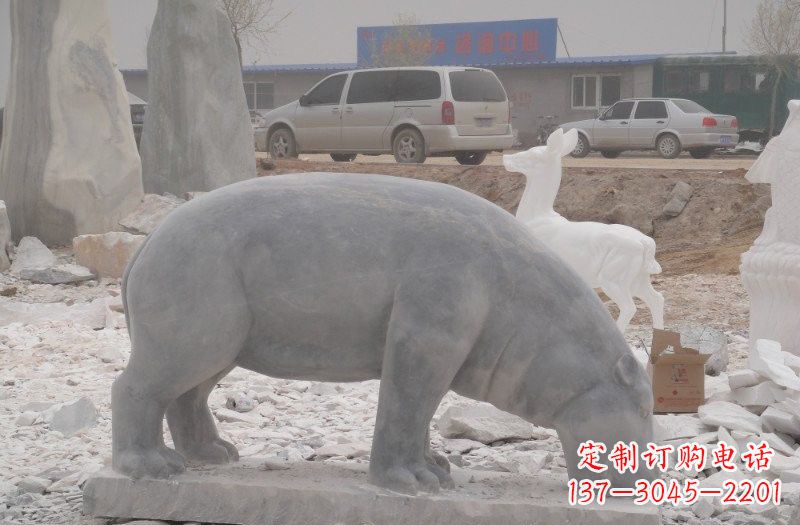 广西中领雕塑的河马雕塑以其精致的造型和出色的…