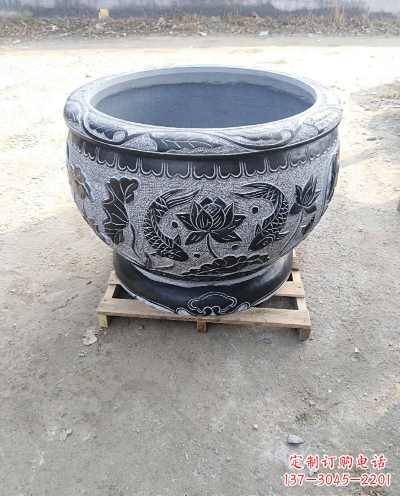 广西石雕花盆