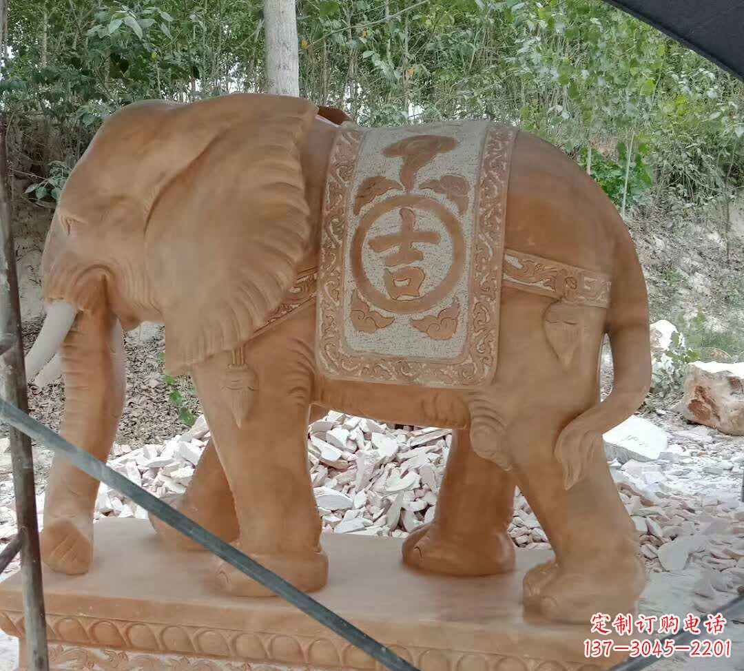 广西美观高雅的吉祥大象雕塑