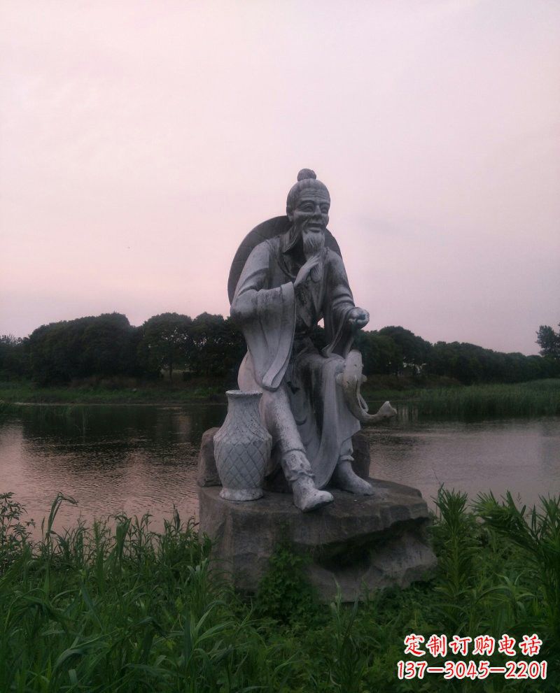广西美观大气的姜太公石雕鱼钓雕塑
