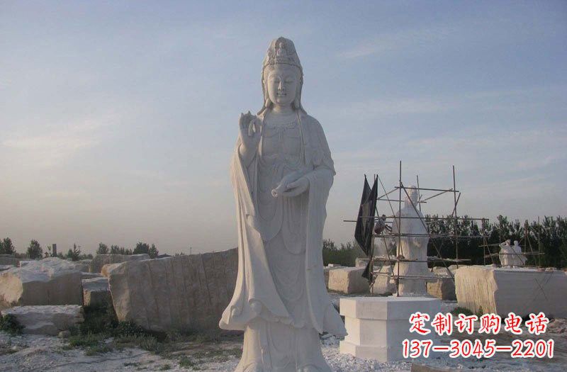 广西现代艺术风格观音石雕塑