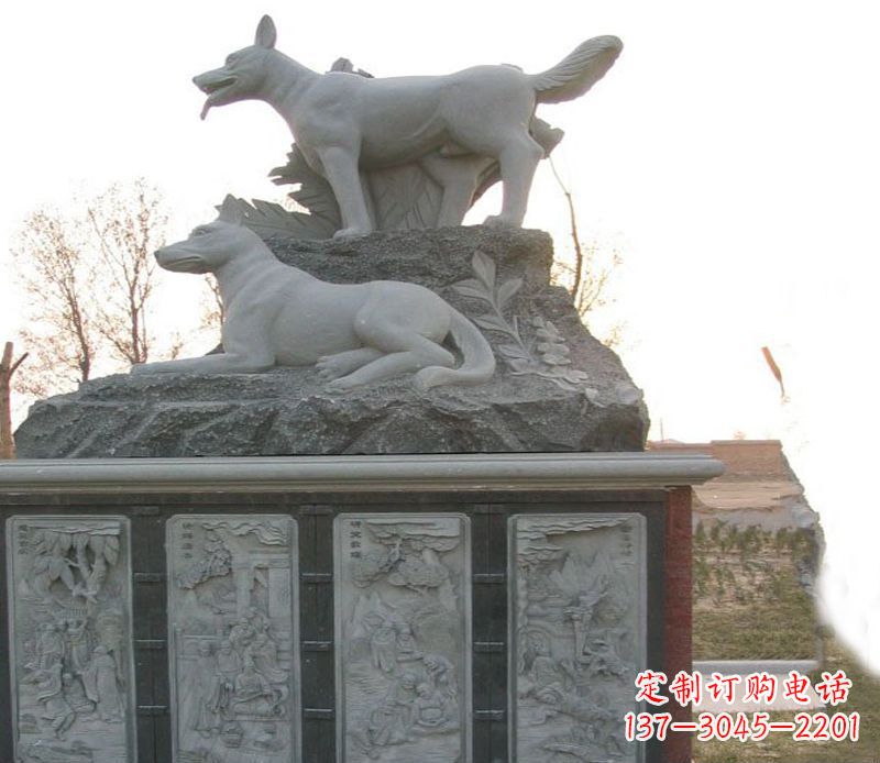 广西体现艺术灵感的两只狗公园动物雕塑