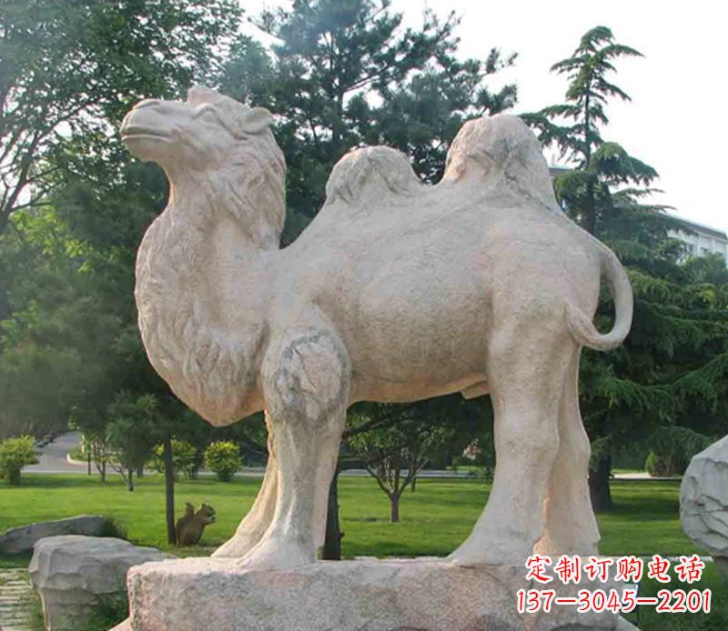 广西石头骆驼雕塑