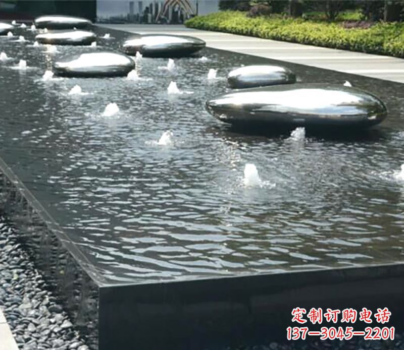 广西水滴水池不锈钢雕塑