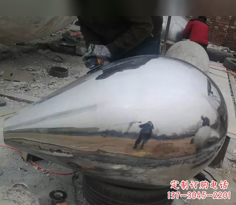广西水滴不锈钢商场雕塑