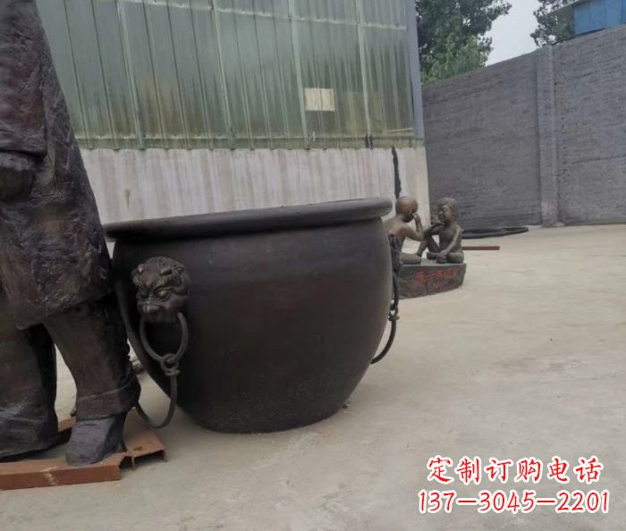 广西水缸铜雕塑 (2)