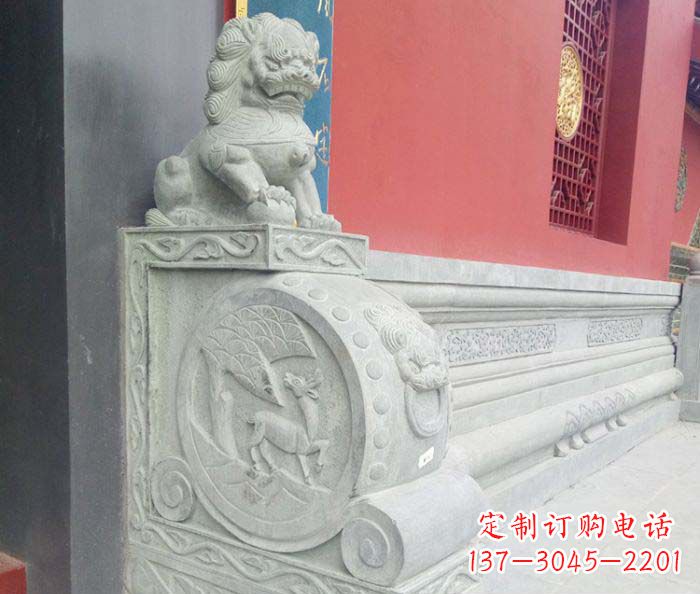 广西寺庙景观狮子石门墩抱鼓石