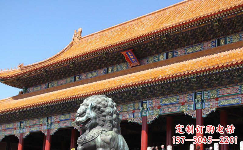 广西寺庙门口青铜狮子雕塑