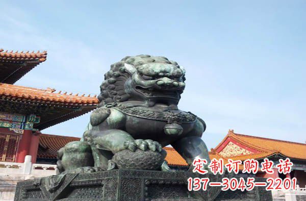 广西寺庙门口狮子铜雕