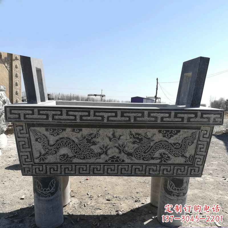 广西寺庙墓地祭祀四足方鼎,青石仿古石雕香炉