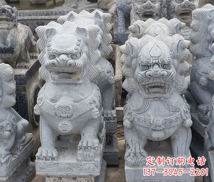 广西寺庙青石狮子石雕