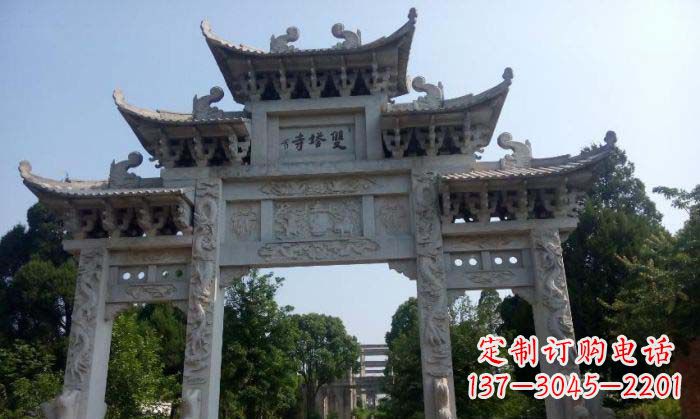 广西寺庙三门五楼石牌坊