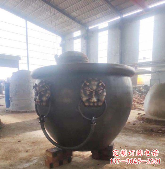 广西寺庙水缸铜雕