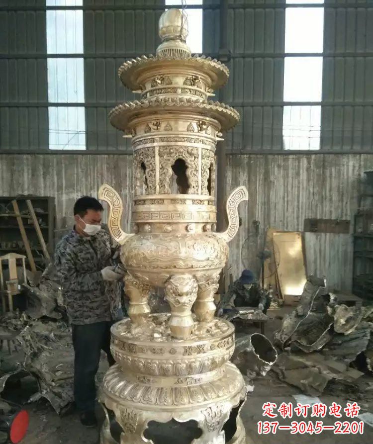 广西寺庙香炉铜雕 (5)