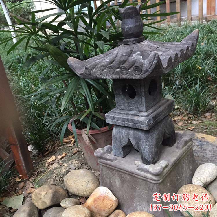 广西寺庙园林青石做旧仿古石灯