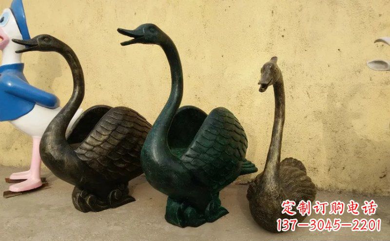广西天鹅动物铜雕 (3)