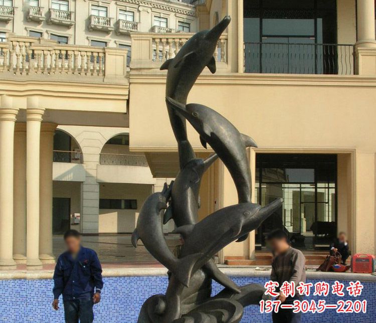 广西跳跃海豚景观铜雕