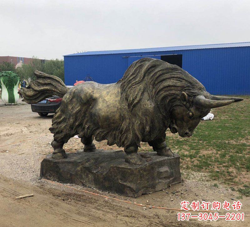 广西铜雕奔牛雕塑