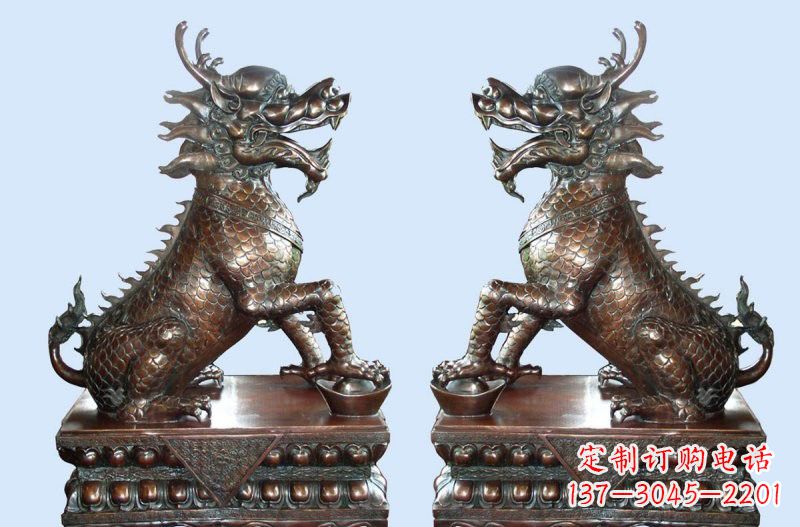 广西铜雕踩元宝招财麒麟